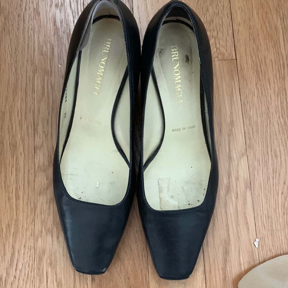 Bruno Magli black leather heels